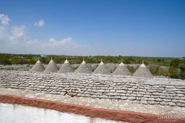 Masseria Guadiano Vecchio - La masseria dall'esterno - www.masseriaguadiano.com - Monopoli (BA) - Puglia - Italy